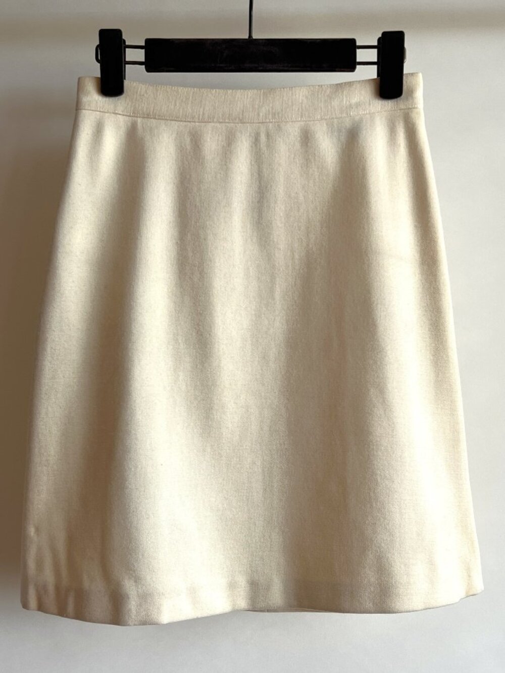 CENTO X CENTO by ICEBERG Cream White Wool Blend Skirt, Italian Size 40 (US 4)